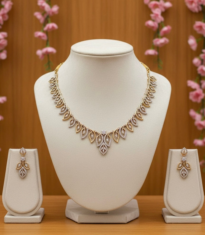 Filigree Leaf Motif Necklace Set